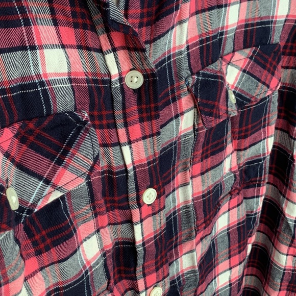 GAP pink, navy, white plaid flannel button down shirt women’s size Med. - Picture 3 of 9